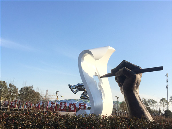 陕西西安地区不锈钢雕塑项目展示